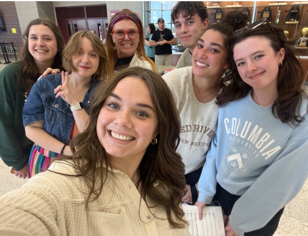 Choir competitors Sophie Pierce, Sarah Elder, Hope Barnes, Harrison Fried, Destiny Falconer, Taylor Davidson and Ms. Sokolosky. 